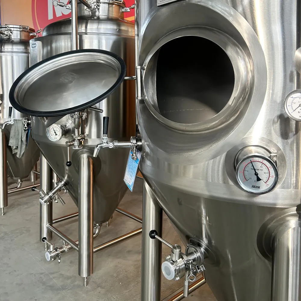 450L Conical Fermenter (pressurisable, jacketed)