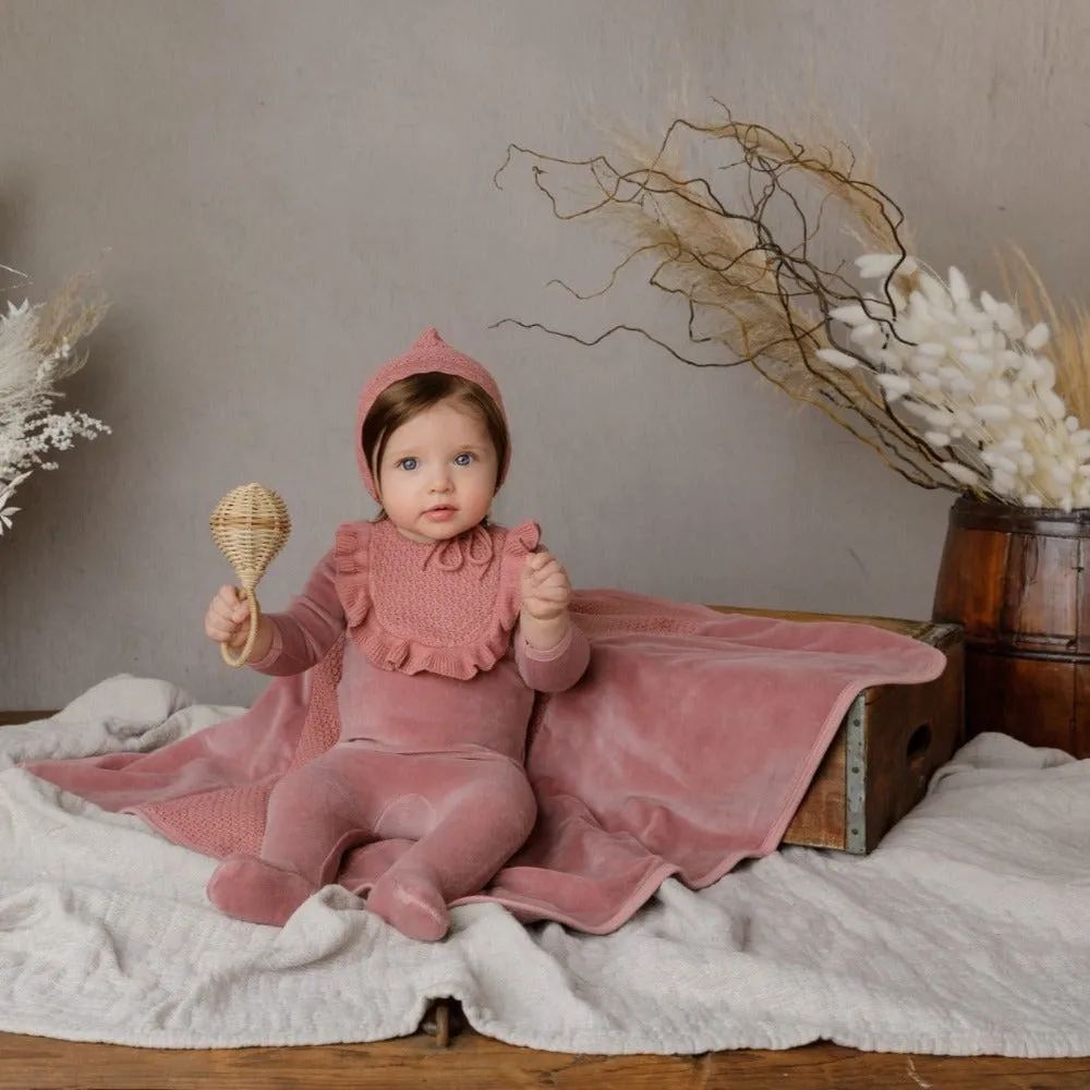 Knit for Nobility Girls Gift Set