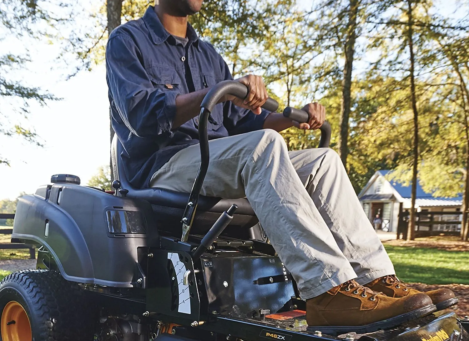 Poulan Pro P46ZX Briggs V-Twin Pro 22 HP Cutting Deck Zero Turn Radius Riding Mower, 46-Inch
