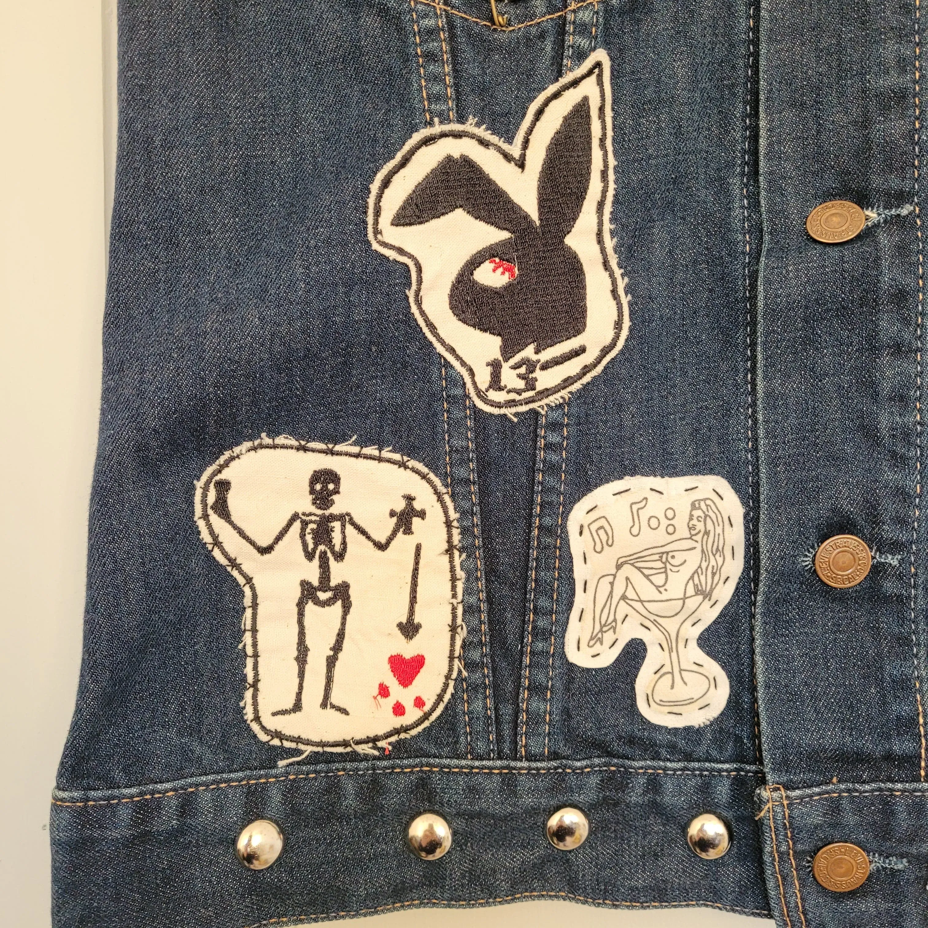"Behind bars" chainstitched by hand Levi's Jacket/ Veste levis vintage brodée main et patchée