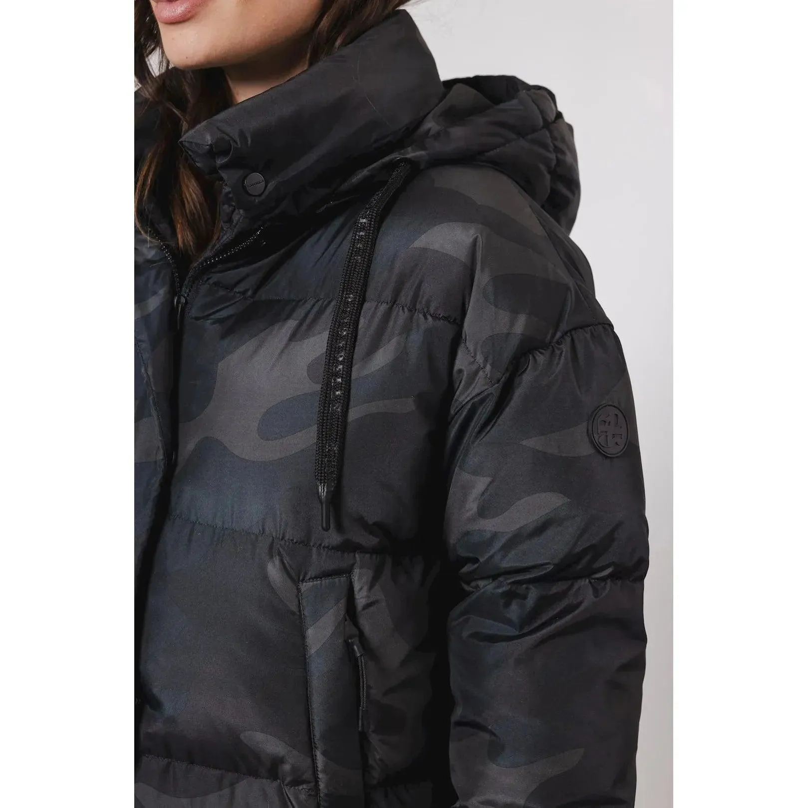 Sunn Short Padded Jacket With Hood Camouflage