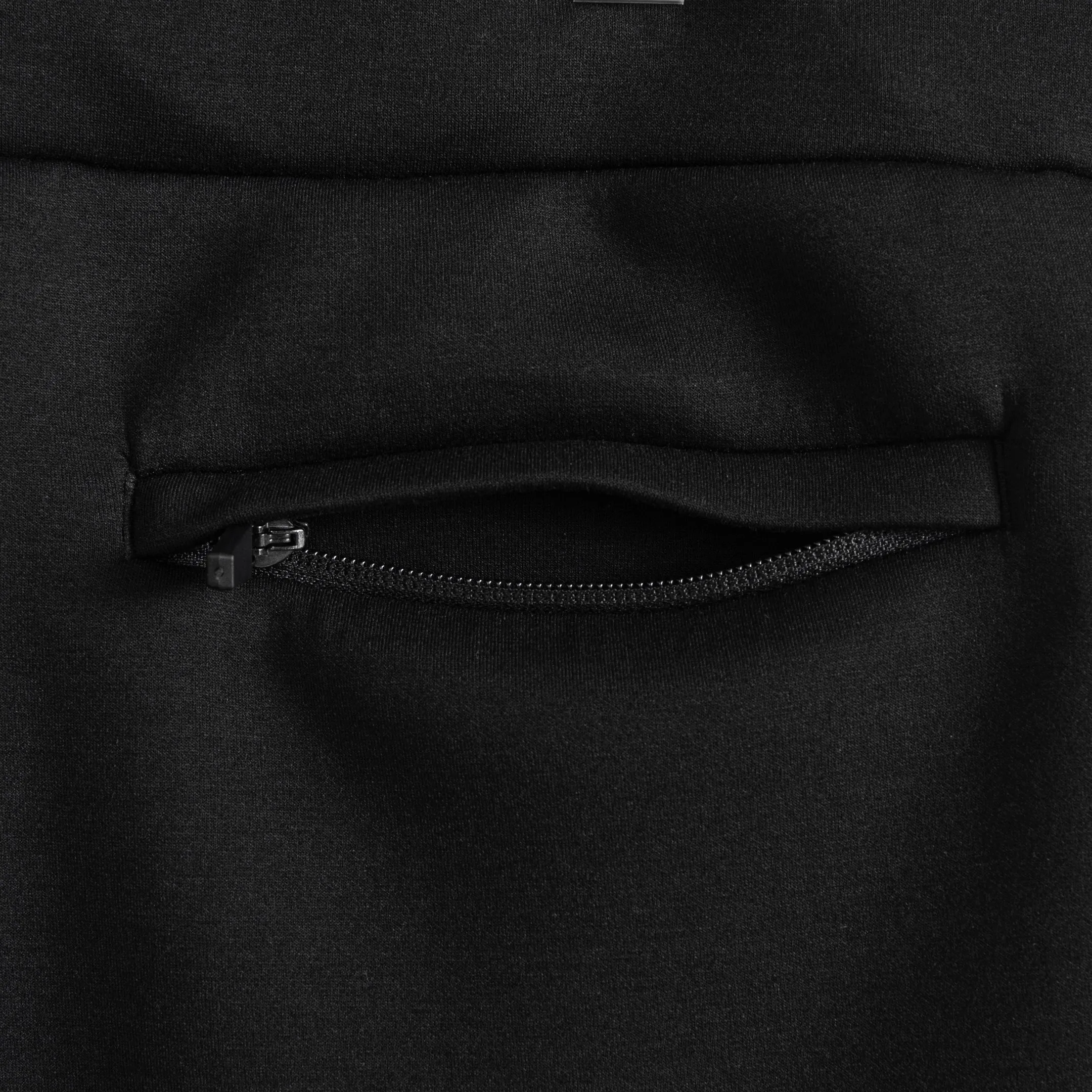 Tech Pants / 2410801