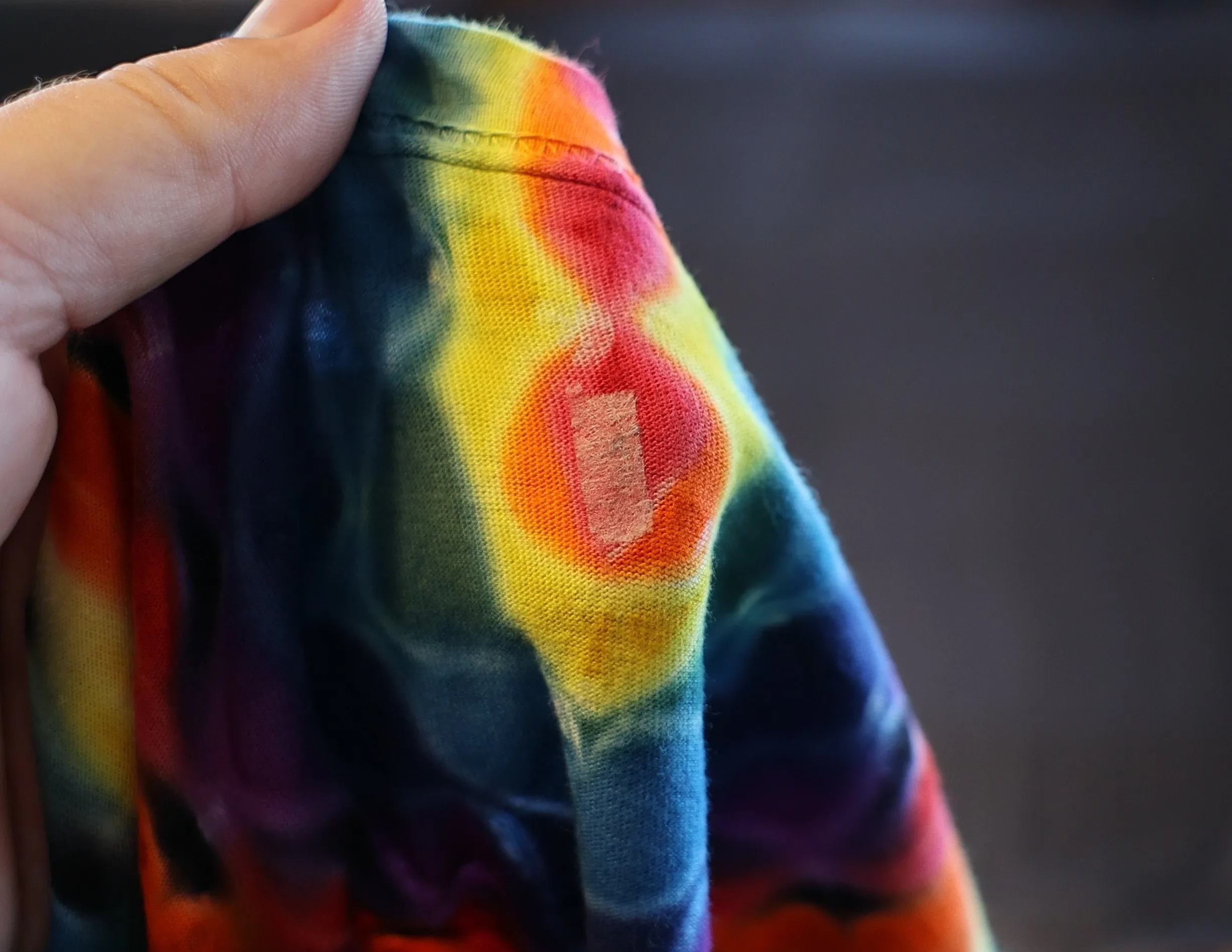 XL Hexagon>Geode Ring>18Pt Mandala F/Heady Honeycomb Design B/Scrunch Tie Dye on a Comfort Colors Tank Top w/ minor defect Read Description
